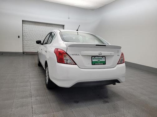 2018 Nissan Versa 1.6 SV
