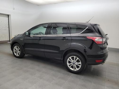 Ruby Red Metallic Tinted Clearcoat 2017 Ford Escape SE