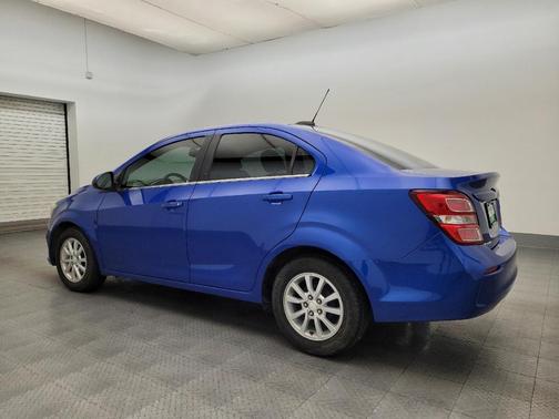 2020 Chevrolet Sonic FWD Sedan LT