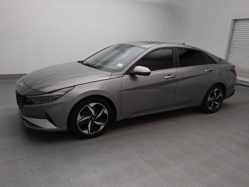 2021 Hyundai ELANTRA Limited