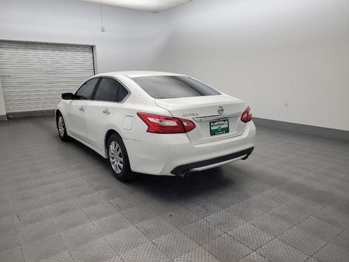 White 2017 Nissan Altima 2.5 S
