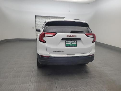 Summit White 2024 GMC Terrain SLE