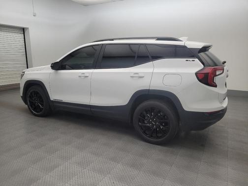 Summit White 2024 GMC Terrain SLE