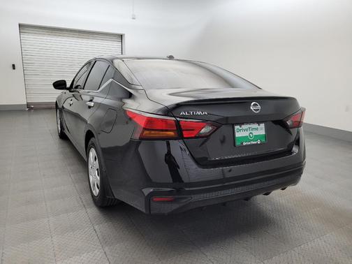 Super Black 2019 Nissan Altima 2.5 S