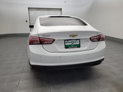 2021 Chevrolet Malibu FWD LT