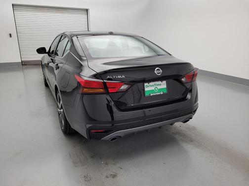 2021 Nissan Altima SR FWD