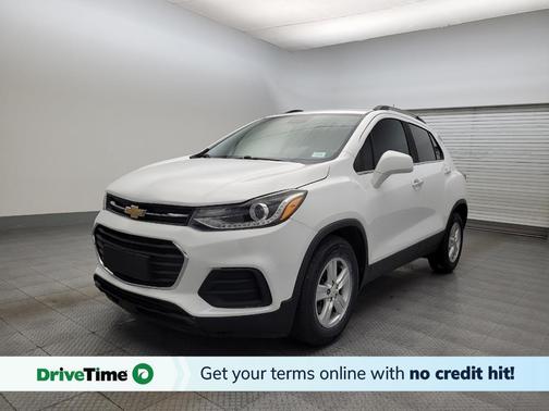 Summit White 2019 Chevrolet Trax LT