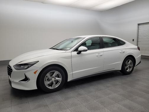 2023 Hyundai SONATA SE
