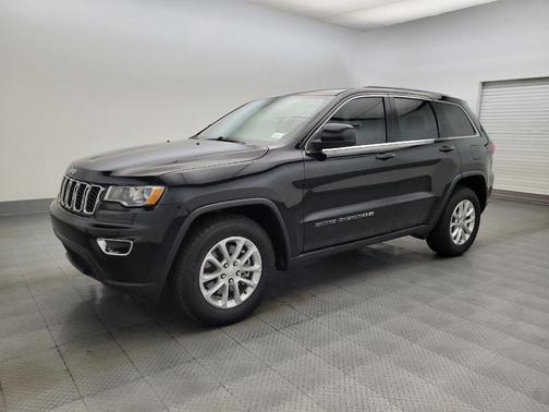 2022 Jeep Grand Cherokee Laredo