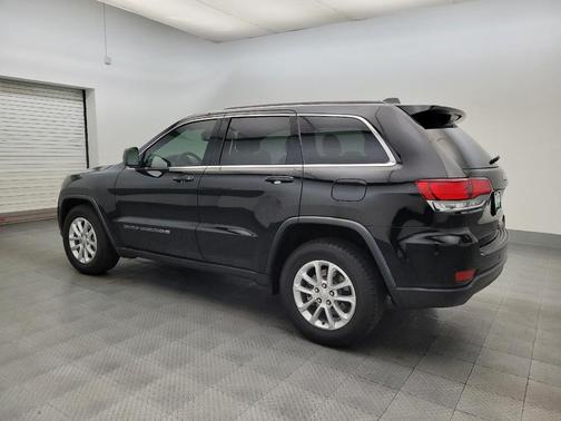 2022 Jeep Grand Cherokee Laredo