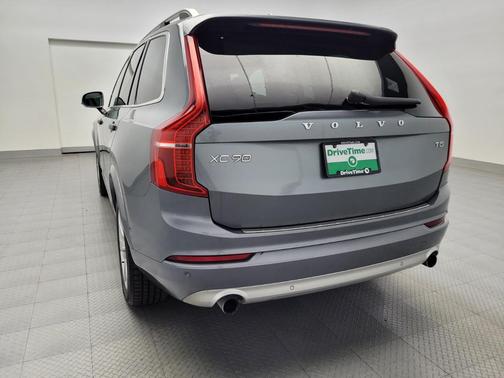 2019 Volvo XC90 T5 Momentum