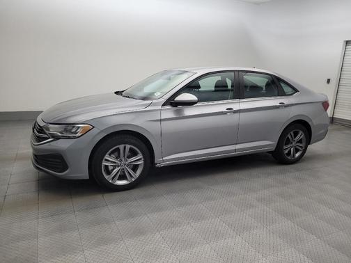 Gray 2022 Volkswagen Jetta 1.5T SE