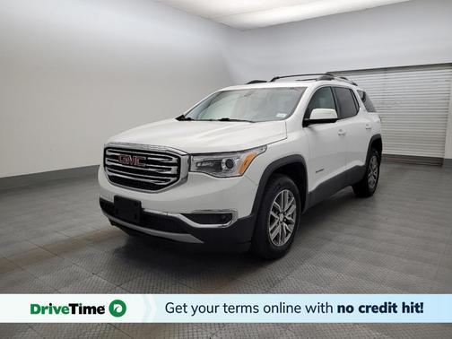 White 2019 GMC Acadia SLE-2