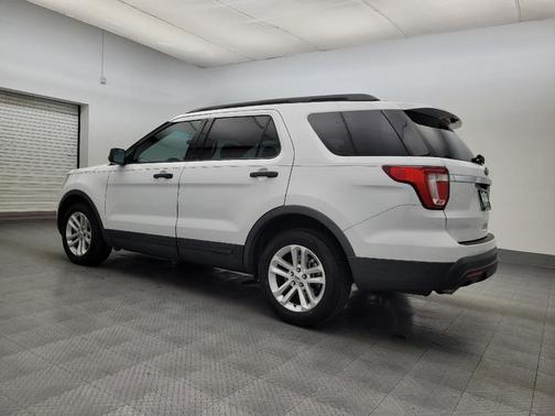 2016 Ford Explorer Base