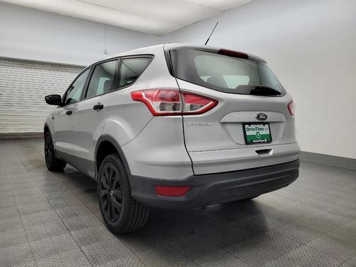 2016 Ford Escape S