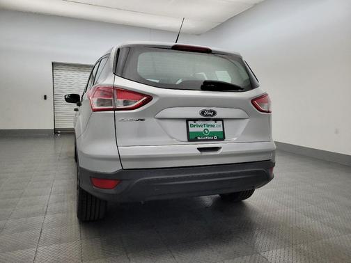 2016 Ford Escape S