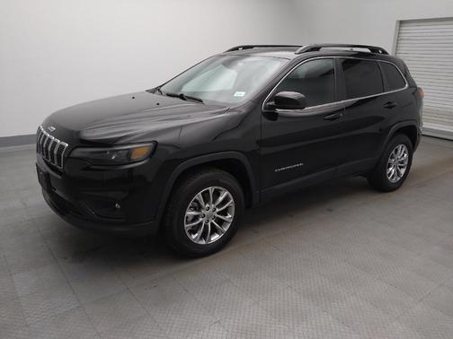 Diamond Black Crystal Pearlcoat 2022 Jeep Cherokee Latitude Lux