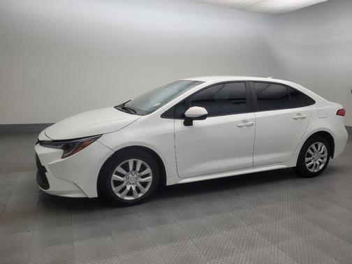 Ice Cap 2024 Toyota Corolla LE