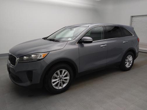 Everlasting Silver 2020 Kia Sorento LX