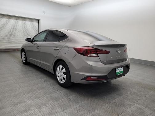 2020 Hyundai ELANTRA SE