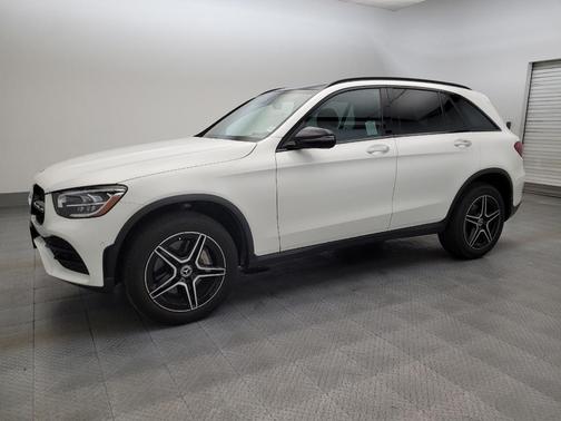 White 2022 Mercedes-Benz GLC 300 4MATIC