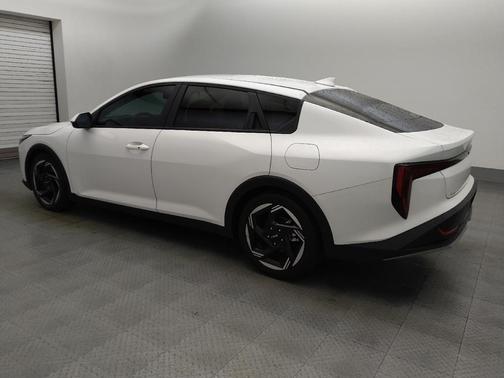 Snow White Pearl 2025 Kia K4 EX