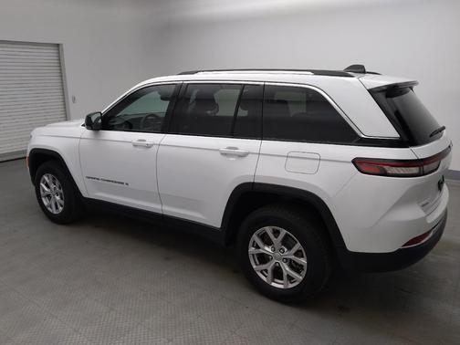 Bright White Clearcoat 2022 Jeep Grand Cherokee Limited