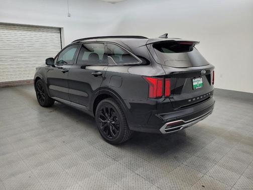 Black 2021 Kia Sorento SX