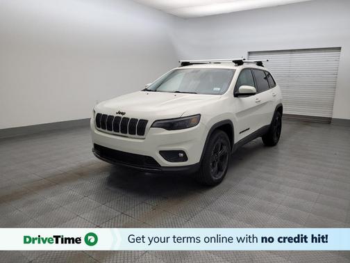 Pearl White Pearlcoat 2019 Jeep Cherokee Altitude
