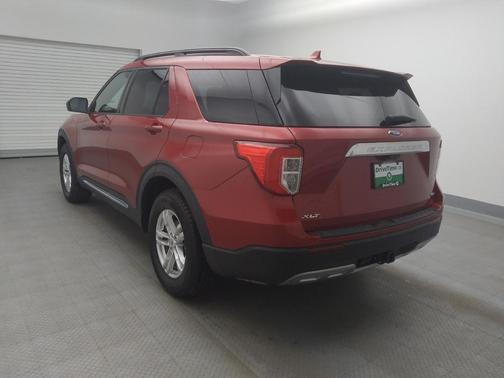 Rapid Red Metallic Tinted Clearcoat 2020 Ford Explorer XLT