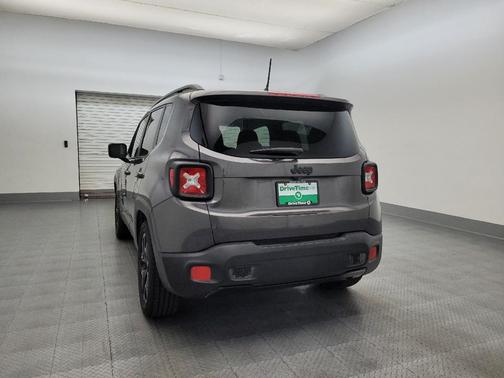 2017 Jeep Renegade Altitude
