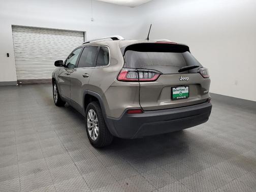Light Brownstone Pearlcoat 2019 Jeep Cherokee Latitude Plus