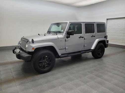 Billet Silver Metallic Clearcoat 2017 Jeep Wrangler Unlimited Sahara