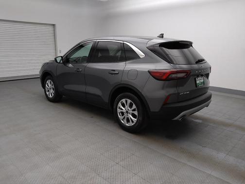 Carbonized Gray Metallic 2024 Ford Escape Active