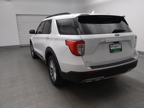 Oxford White 2020 Ford Explorer XLT