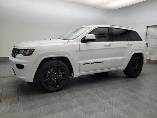 2022 Jeep Grand Cherokee Laredo