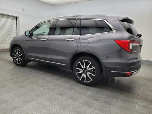2019 Honda Pilot Touring 8-Passenger