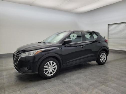 2022 Nissan Kicks S