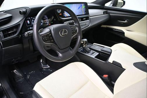 Caviar 2022 Lexus ES 350 Base