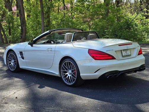 2017 Mercedes-Benz AMG SL 63 Base