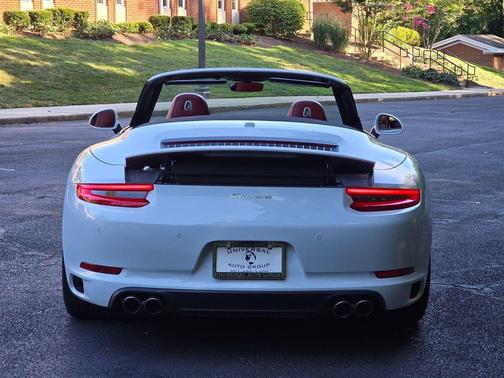 2018 Porsche 911 Carrera S