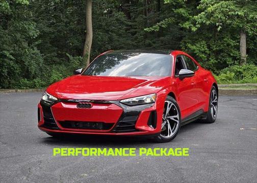 2024 Audi e-tron GT Premium Plus quattro