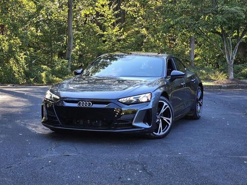 2022 Audi e-tron GT Prestige