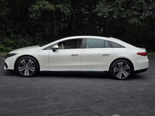 MANUFAKTUR Diamond White 2023 Mercedes-Benz EQS 450 4MATIC