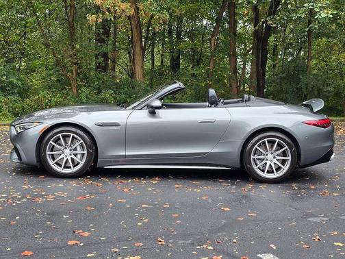 2023 Mercedes-Benz AMG SL 43 Base