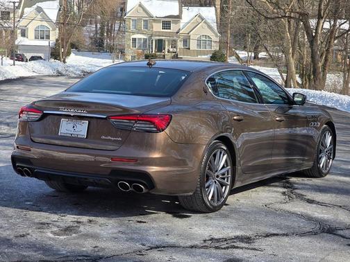 2022 Maserati Quattroporte Modena