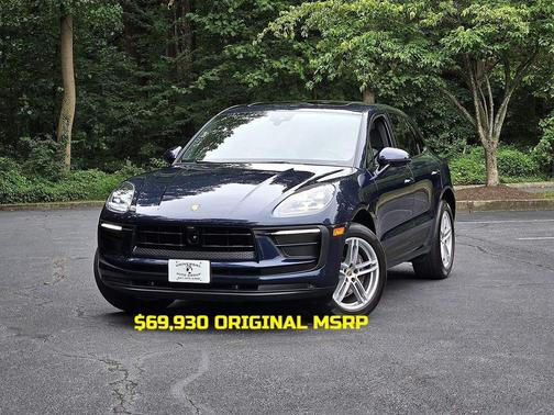 2023 Porsche Macan Base (PDK)