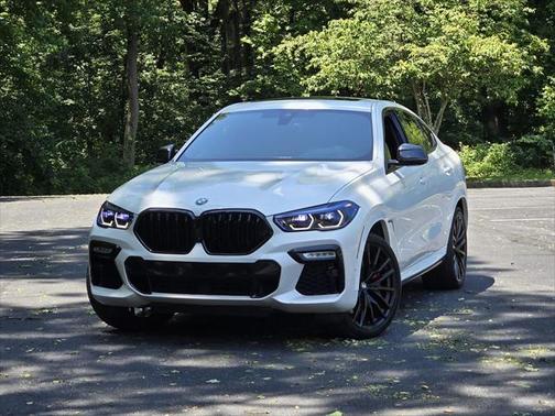 2021 BMW X6 M50i