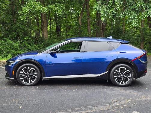 Yacht Blue 2022 Kia EV6 Wind