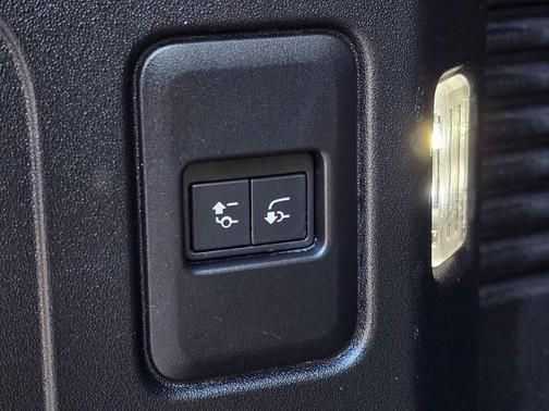 2023 Land Rover Defender 130 S